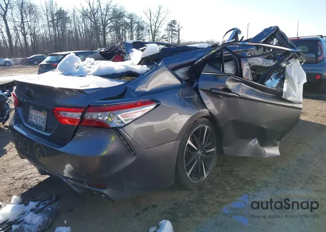 2019 Toyota Camry Xse z USA, uszkodzony, nr VIN 4T1B61HKXKU818717